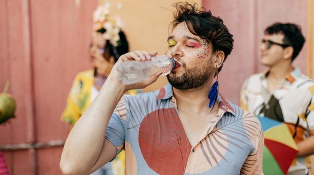 Guia prático para se manter hidratado durante o Carnaval