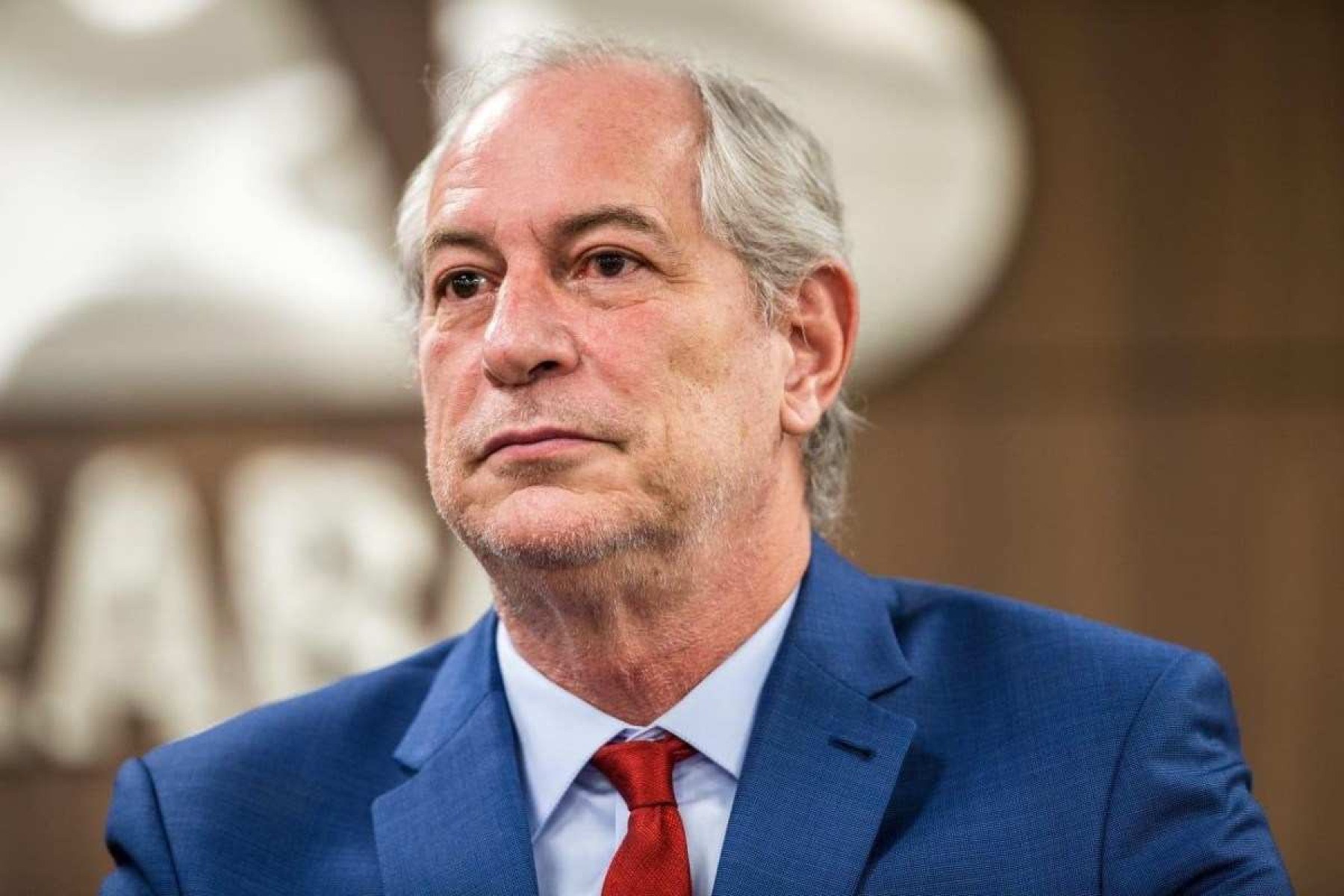 Ciro Gomes crítica classe artística no Brasil: 'Inimigos'