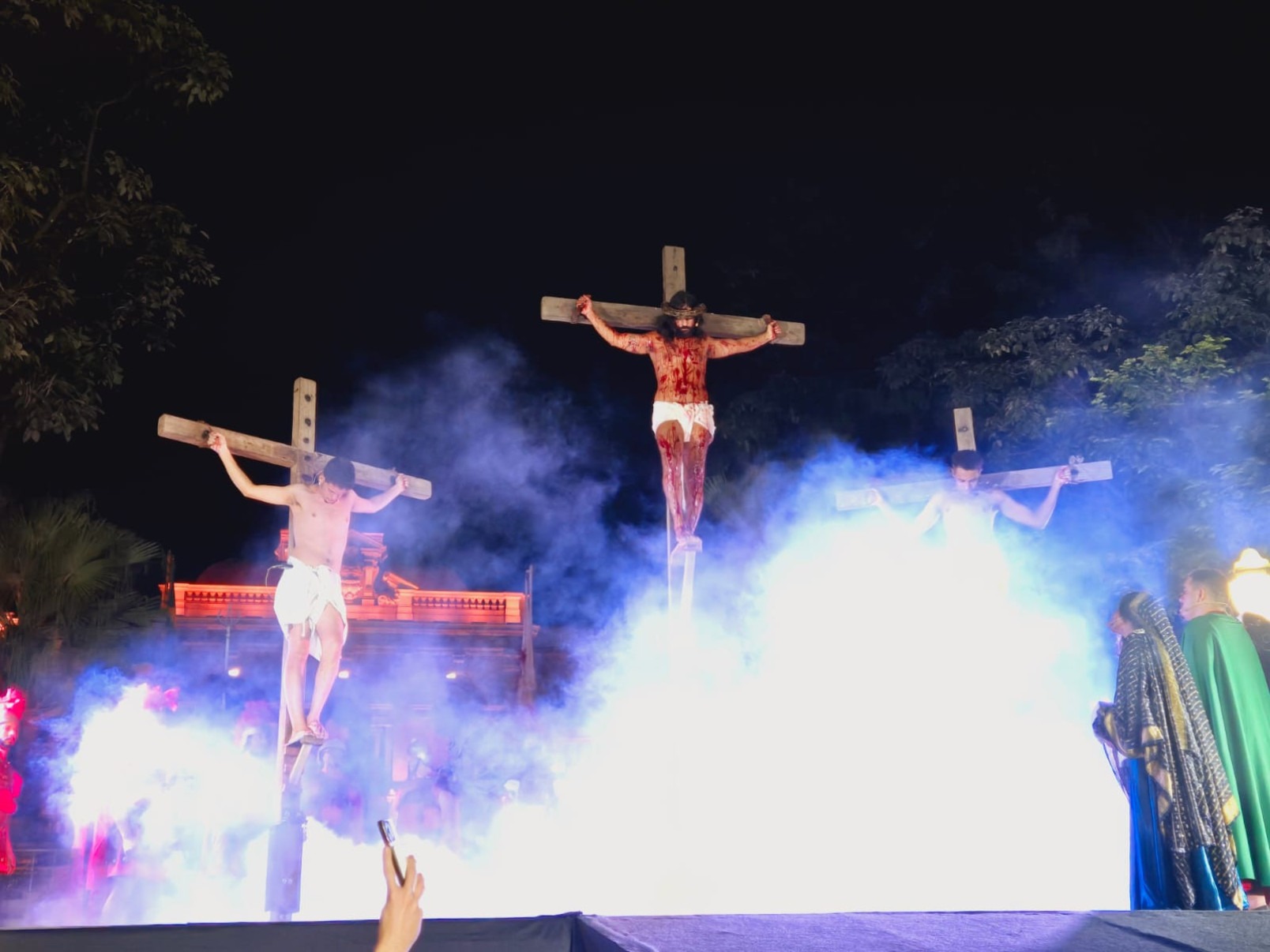 Encenação da Paixão de Cristo emociona fiéis na Praça da Liberdade-Jair Amaral/EM/DA. Press