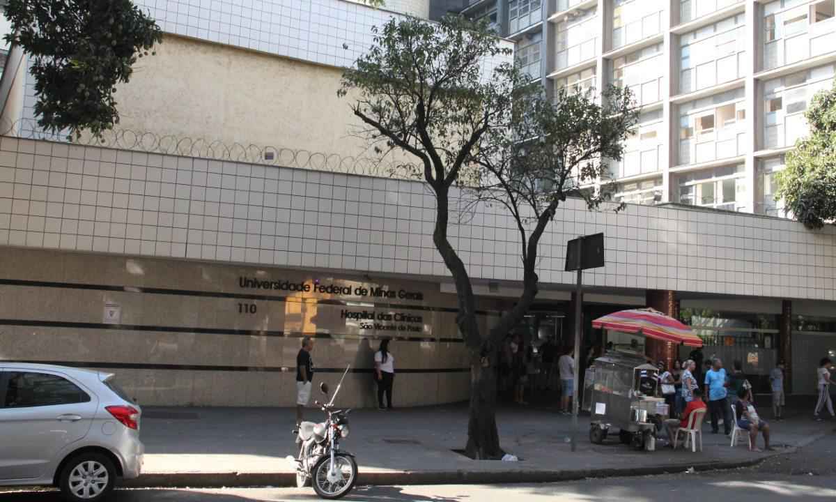 Incêndio em rede subterrânea do Hospital das Clínicas da UFMG assusta - Sidney Lopes/EM/D.A Press